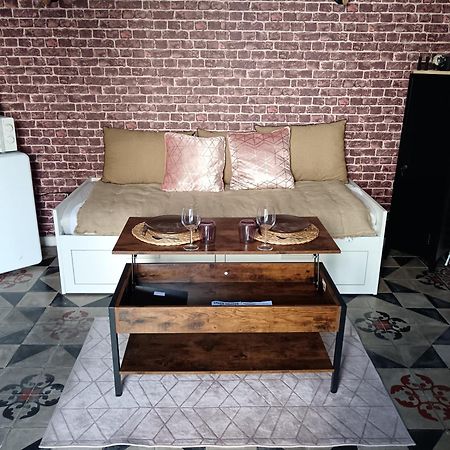 Studio Maillane Luaran gambar
